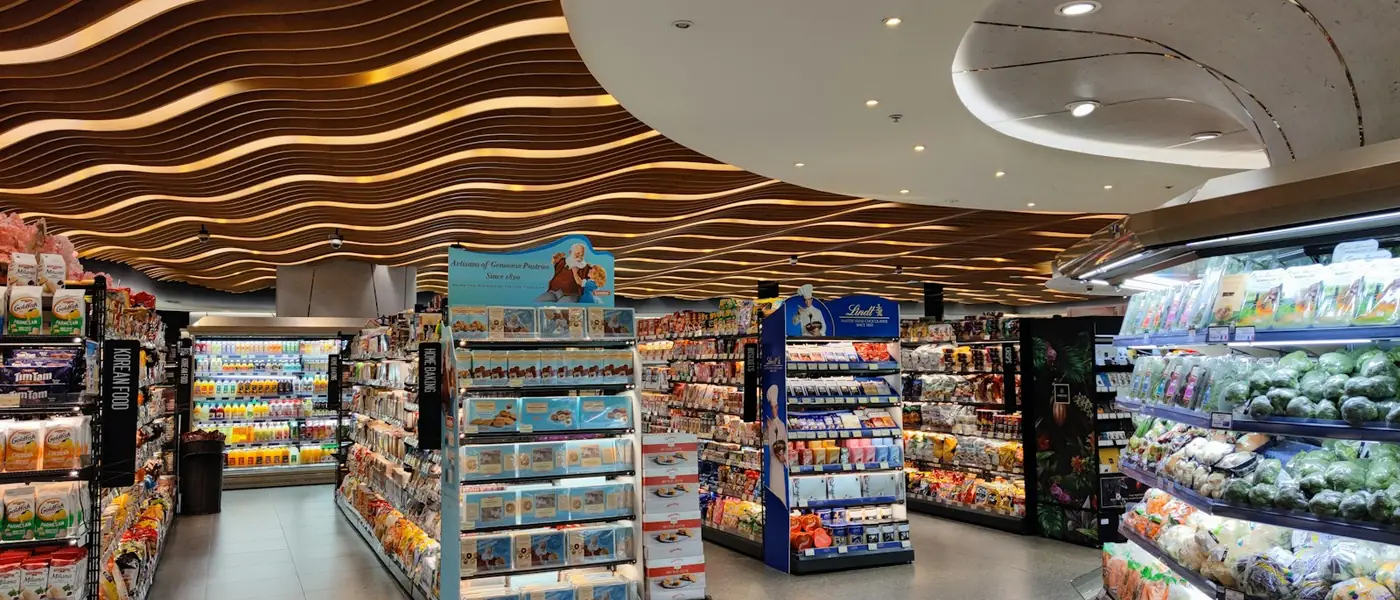 Intérieur d'un supermarché